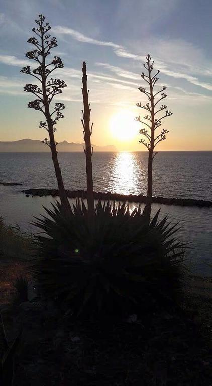 Case Vacanze Russo Villa Trappeto  Buitenkant foto